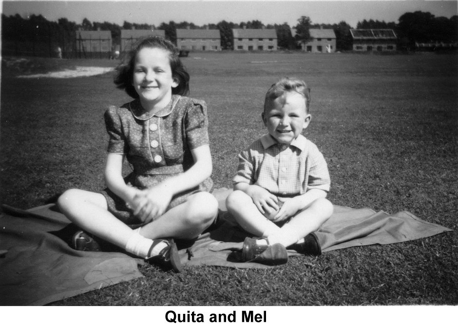 Quita and Mel Lockie 04 (123K)